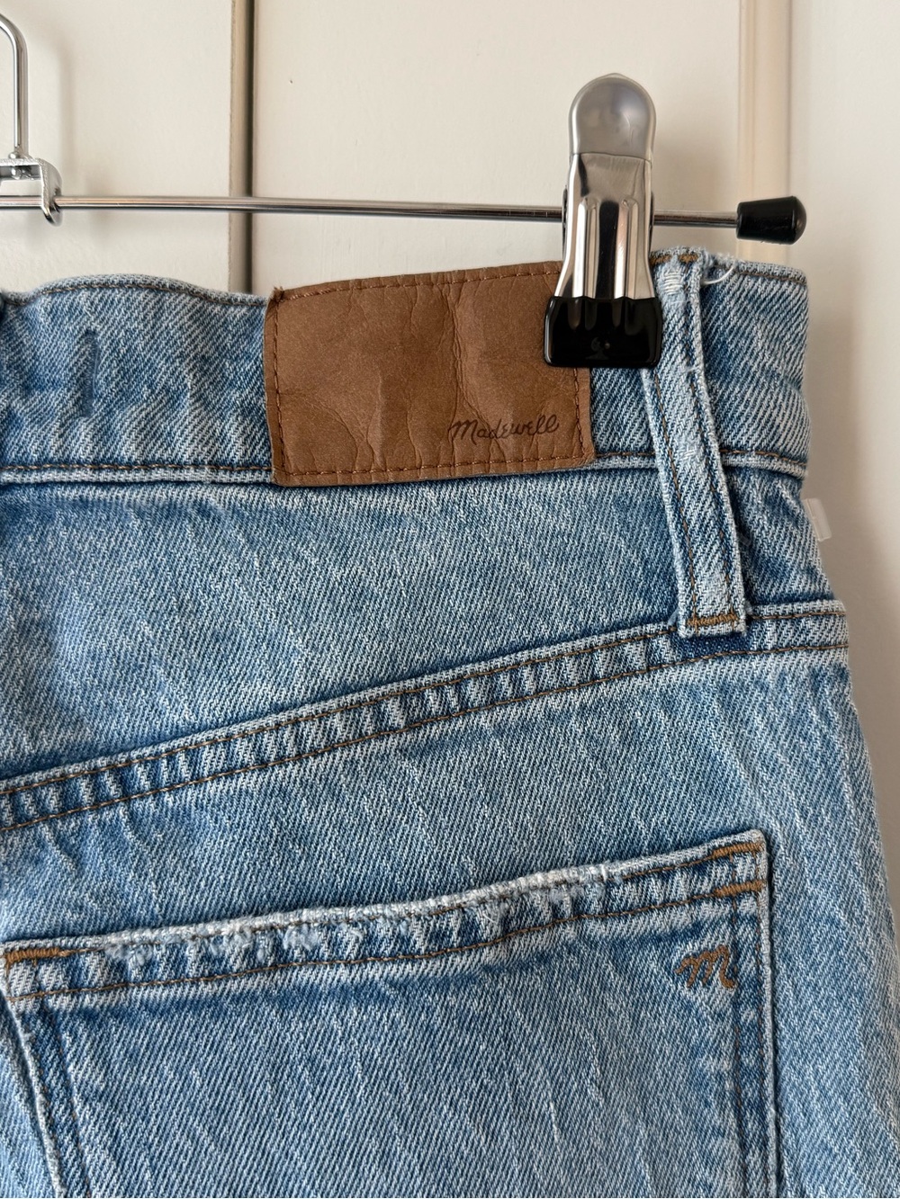 Madewell Perfect Vintage Straight Jean Size 25"